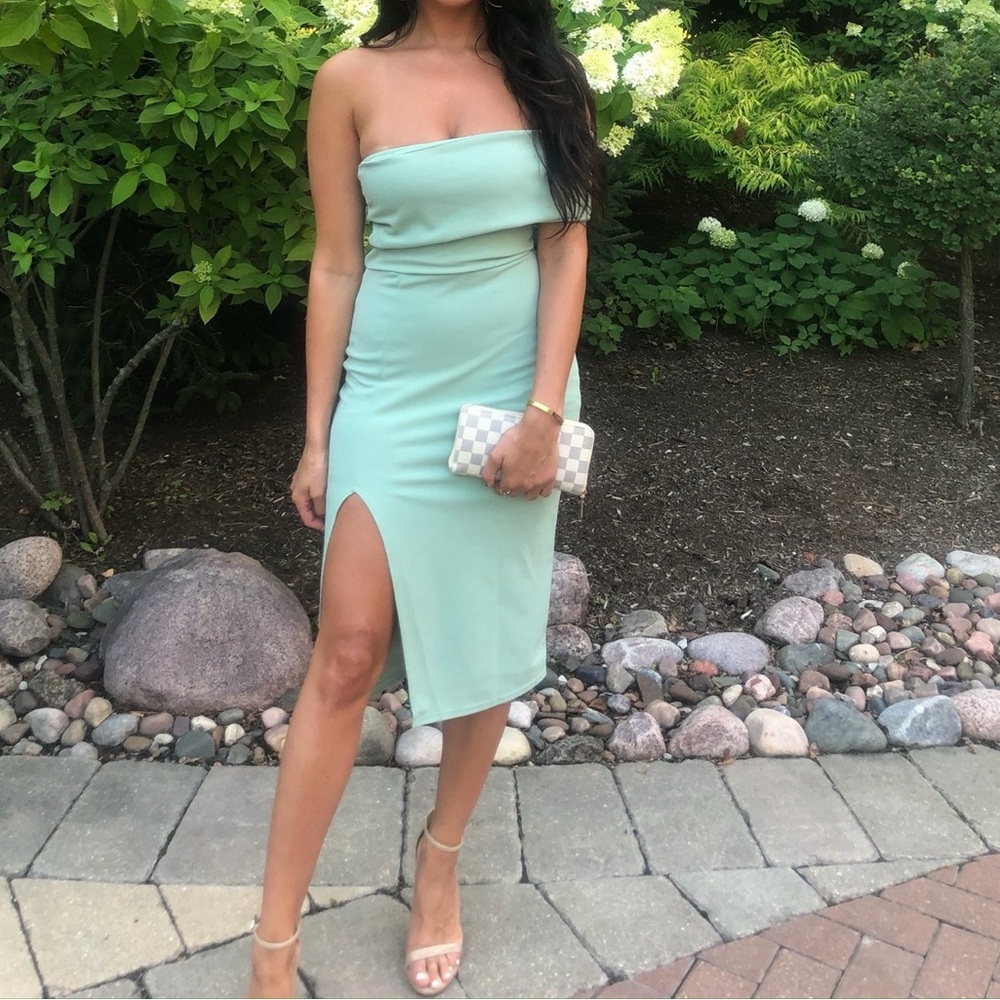 Elegant Strapless Green Dress